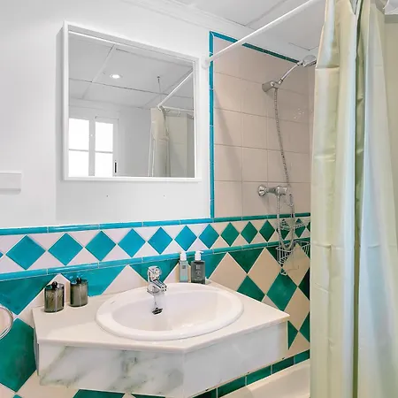 Alvarito Family Retreat Apartment