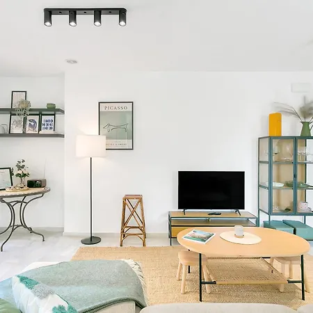 Alvarito Family Retreat Apartment Marbella