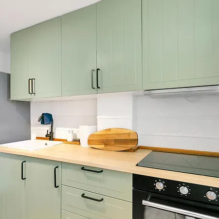 Alvarito Family Retreat Apartment *